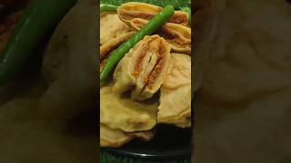 Khambhati Dabda Recipe  Bataka Na Dabda Bhajiya  Bhajiya Shorts GujaratiRecipe [upl. by Akihsal]