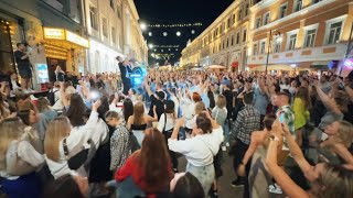 Mass Singing in The Street of NIZHNY NOVGOROD Russia on Saturday Night 15062024 [upl. by Christopher]