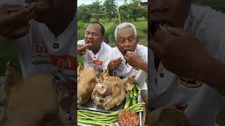 PIGS HEAD MUKBANG [upl. by Aikas61]