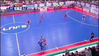 Fútbol Sala quotLa croqueta de Andrés Iniestaquot  Futsal Dribble by Andrés Iniesta [upl. by Moll]