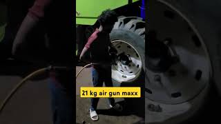 Air pressor gun machine 😱😱 automobile tyre tyrechanger machine tyreexperts youtubeshorts virl [upl. by Pratte645]