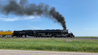 Pacing Union Pacific Big Boy 4014 Steam Train Highball Gering Nebraska 6823 [upl. by Granoff]