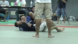 Baret Yoshida vs Naoya Uematsu 2008 5th Annual Taiwan BJJ and Grappling Competition [upl. by Sidwohl]