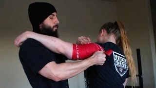 How To Voodoo Floss your Shoulder for FAST pain relief and Full ROM [upl. by Coveney]