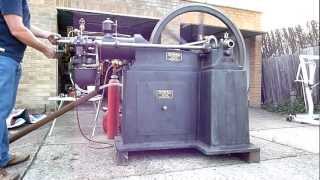 Perin Panhard slide valve gas engine [upl. by Fagin]