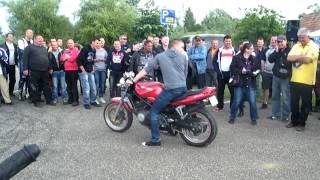 Suzuki GSF250 Bandit Sound [upl. by Wernsman]