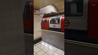 Gants Hill Station  nice view  London Underground [upl. by Barbra]