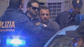 Napoli  Camorra 40 arresti contro clan CuccaroAndolfi live 240315 [upl. by Kcirredal]