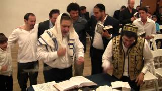 Authentic orthodox Jewish Shabbat service filmed before sundown Happy Minyan LA 111 [upl. by Netta31]