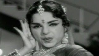 Zamindar Movie Songs  Chukkalu Podiche Vela  ANR  Krishna Kumari [upl. by Eitra557]