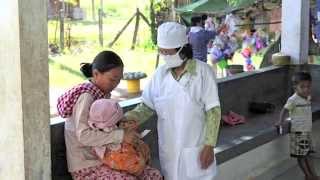 Microassurances santé au Cambodge [upl. by Lolande]