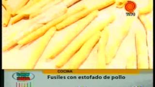 receta  Fusiles con estofado de pollo pt3 201203193gp [upl. by Razaele]