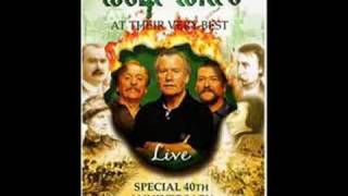 The Wolfe Tones Live  Sean South Of Garyowen [upl. by Weide]