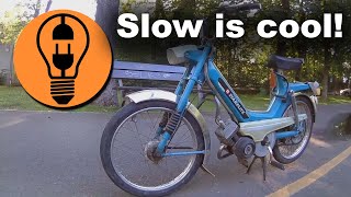 Batavus Starflite 25 two stroke  not quite a moped Presentation amp Review [upl. by Aicilif664]