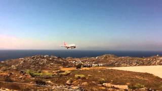 Extreme Headwind landing Mykonos AirportLGMK Easyjet Airbus 319 Greece sorry for the wind sound [upl. by Auohs]