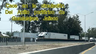 Caos vial en el periférico de Guadalajara Jalisco tráiler 🚛 entorpecen la circulación [upl. by Salis]