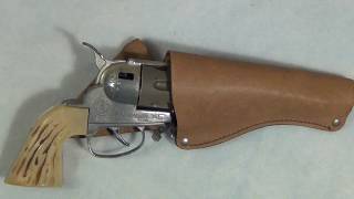 Vintage 1950s FANNER 50 Mattel Cowboy Toy Cap Gun amp SWIVELSHOT trick holster [upl. by Refinney]