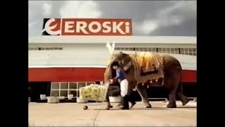 Un Elefante en Eroski Anuncio de Eroski [upl. by Orabelle]