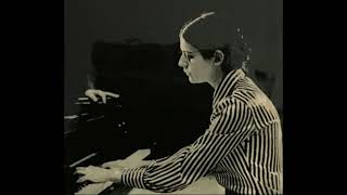 Schumann  Marta Deyanova 1981 Faschingsschwank aus Wien Op26 [upl. by Kinghorn]