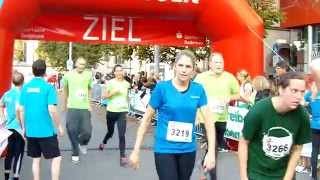 Ziel in Konstanz  DeutschSchweizer Firmenlauf 30 Konstanzer Altstadtlauf [upl. by Aicelaf]