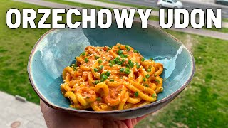 Makaron Udon w sosie orzechowym  Gotowanie POV [upl. by Anaid]