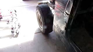 1980 CJ7  Rebuilt Motorcraft 2100 on a Jeep 42L 258 CID [upl. by Annora]