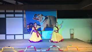 SpectacleAnimation  Miss Bollywood compagnie  les Maritimes seignosse show danse france [upl. by Nailimixam]