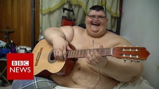 The Heaviest Man alives attempt to lose weight  BBC News [upl. by Yor713]