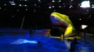 Kölner Haie  EHC München 180311 Einlauf  Koan Elwing [upl. by Yssim]