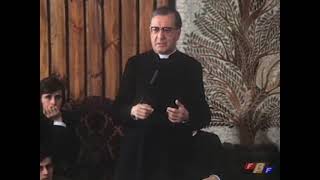 quotEstoy roto pero sigo sirviendoquot San Josemaría fundador del Opus Dei sobre la Confesión [upl. by Shamus]