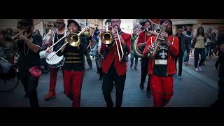 LES FANFLURES  Parade de Fanfare Jazz Funk New Orleans  Break Hip Hop amp Danse Swing [upl. by Suvart]