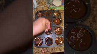 BAKING COOKIE BROWNIES [upl. by Conall]