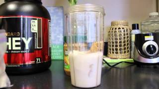 How to Make A Simple Delicious Muscle Building Protein Shake  laynejacksonfitness [upl. by Vadnee368]