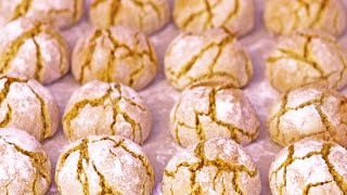 Amaretti morbidi alle mandorle  ricetta originale  Chef Edoardo Sossella [upl. by Syxela883]