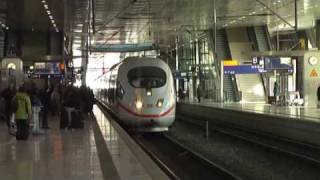 Frankfurt Flughafen Fernbahnhof Szenen mit ICE 3 [upl. by Anneres251]