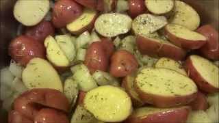 Simple Red Potatoes Oven Roasted with Rosemary and Garlic [upl. by Mroz]