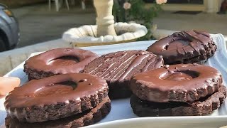 سابليه الشوكولاته  Chocolate sable cookies  easy recipe [upl. by Evars24]