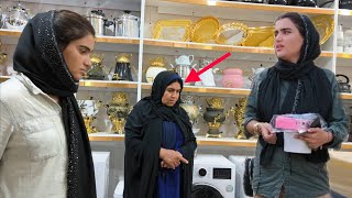 Masoumeh and Shahrouz help Fatima in buying household items [upl. by Yelruc]