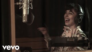 Mon Laferte  El Beso Grabado En Capitol Studios Hollywood CA [upl. by Reger]