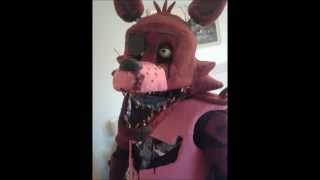 READ DESCRIPTION how to Build a Foxy cosplay  FNAF [upl. by Miarhpe]