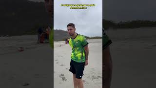 Quando faz amizade na praia part 1 [upl. by Ahsil]