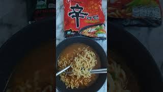 We Tried Koreas Hit Spicy Instant Noodles Nongshim Shin Ramyun Spicy Noodle Soup koreannoodles [upl. by Burd847]