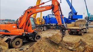 TỔNG HỢP MÁY XÚC TRIỆU VIEW CÙNG NHAU LÀM VIỆC  EXCAVATOR TRUCK  HỮU KHOAI TV [upl. by Lertram]