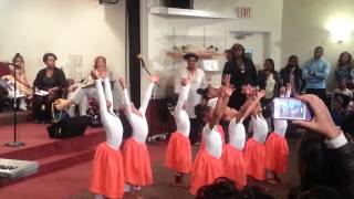 Take Me To The King Praise Dance 4 amp 5 Year Olds [upl. by Rambert]