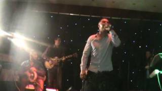 Rachid Kasmi  Zinne Hliema Live  2010 [upl. by Ahcarb234]