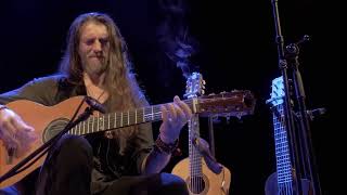 Estas Tonne ♫ Guitar Classic  Bie Zhi Ji ♫ 别知己 [upl. by Ayokal]