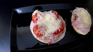 Mini pizzas sur muffins anglais [upl. by Orran165]