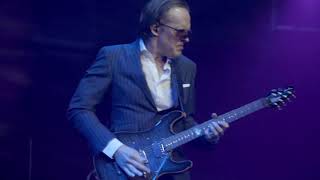 Joe Bonamassa Live Guitar Solo from Mountain Time at the Royal Albert Hall [upl. by Clementas285]