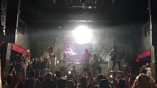 Volumes  On Her Mind Live feat Pouya  Headspace Tour [upl. by Fania]