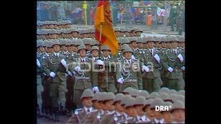 Ehrenparade der NVA anlässlich des 40 Jahrestages der DDR 1989 [upl. by Andaira]